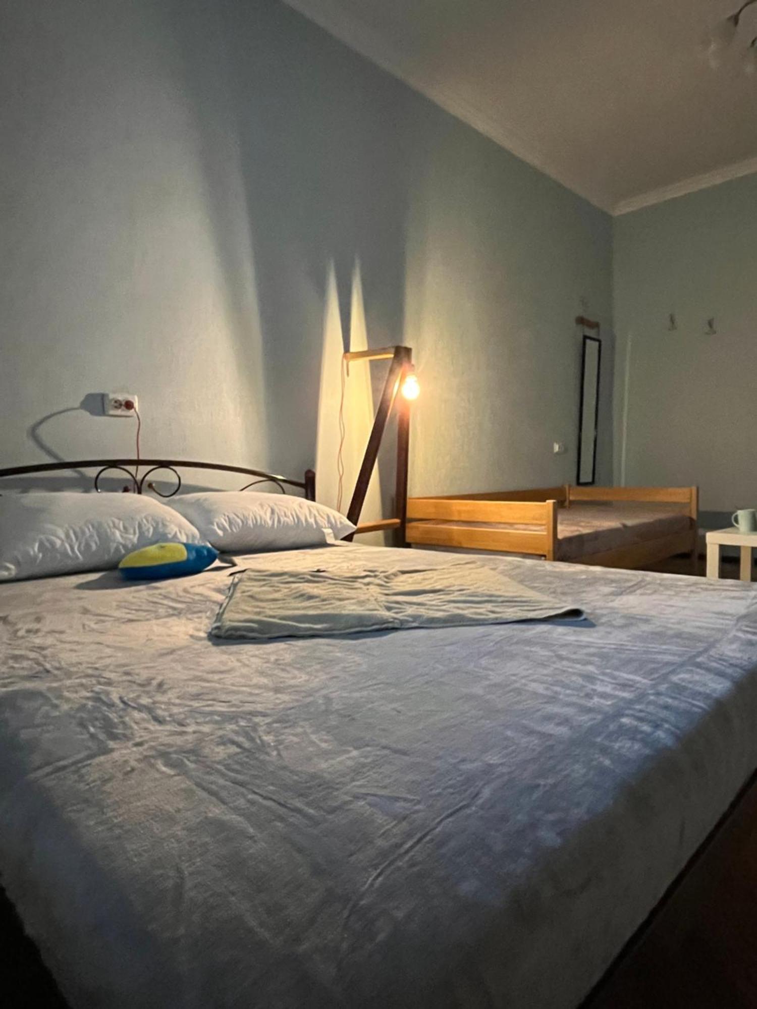 Ararat-Klovskaya Hostel-Apartments Kiev المظهر الخارجي الصورة