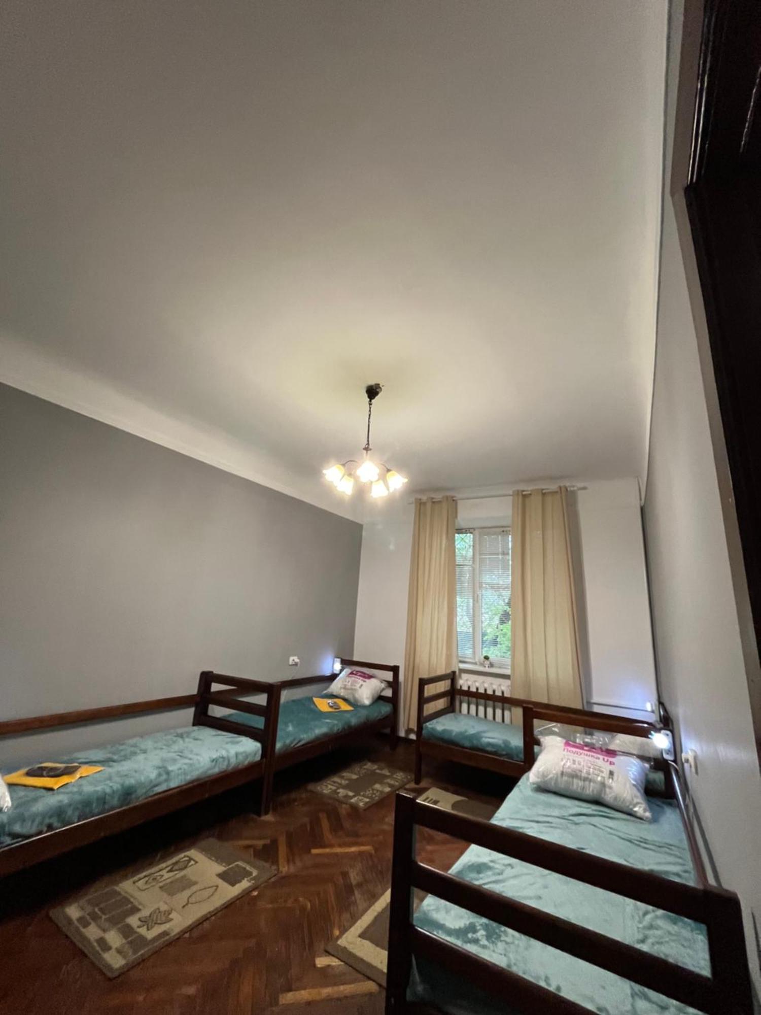 Ararat-Klovskaya Hostel-Apartments Kiev المظهر الخارجي الصورة